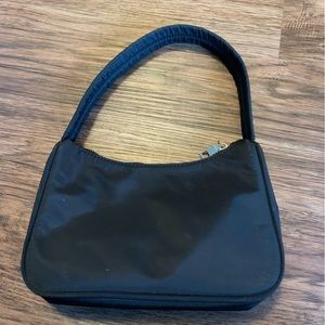 Black hand bag